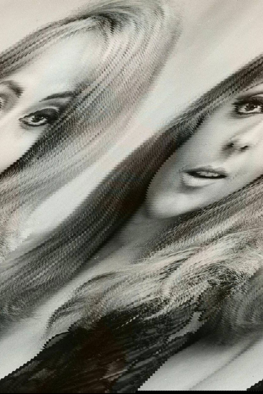 et billede af Alexandra Dane