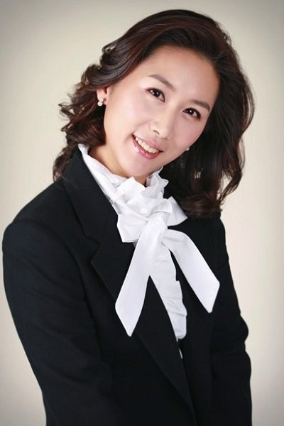 Hong Sung Sook's picture in the cast