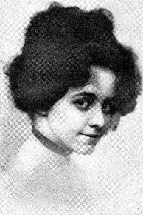 et billede af Alice Dovey