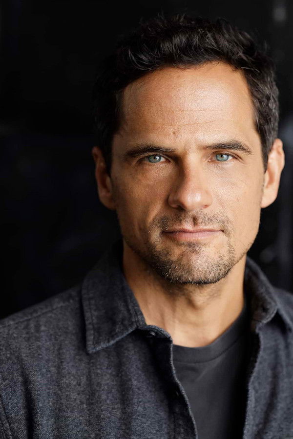 et billede af Scott Daniel Johnson