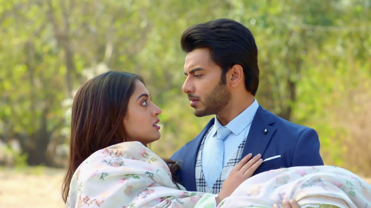 Thumbnail for Aman to Roshni's Rescue Season 1 Episode 100