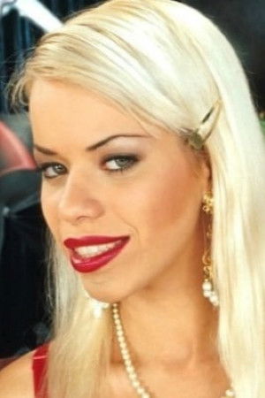 et billede af Mika Shirley