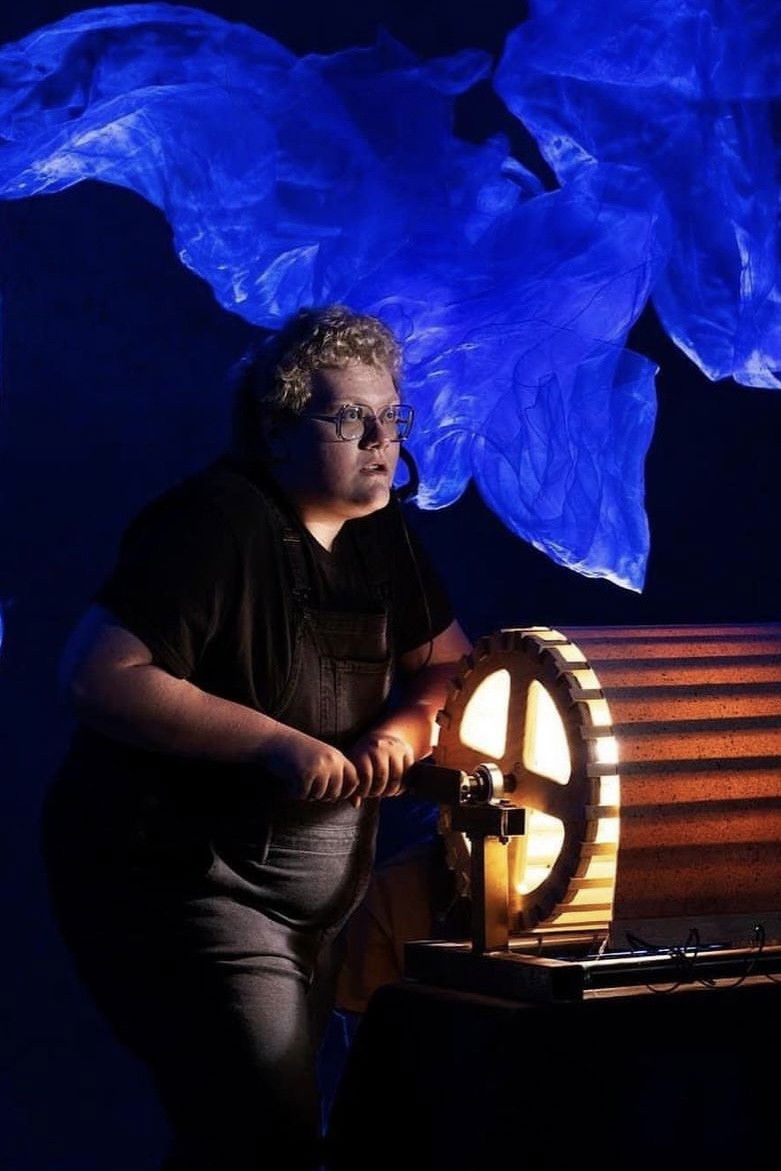 et billede af Maddie Hill