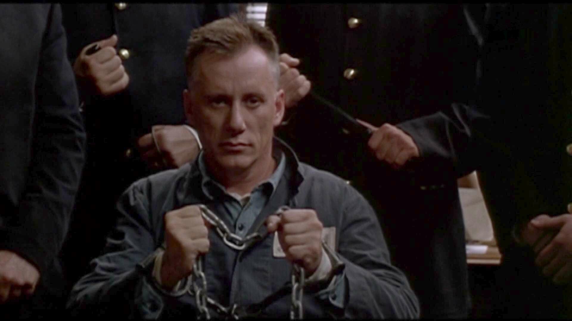 Killer: A Journal of Murder (1996)