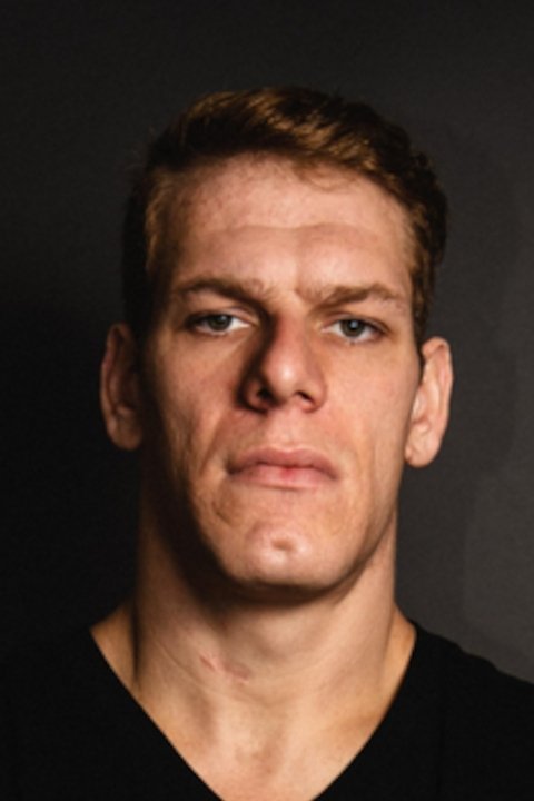 et billede af Chad Crumley