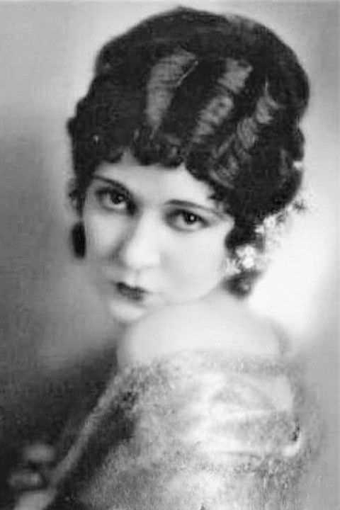 et billede af Trilby Clark