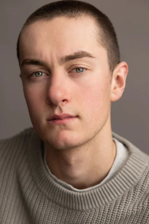 et billede af Angus Stevens