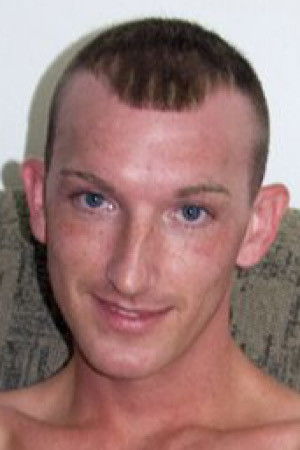 et billede af Lewis Cannon