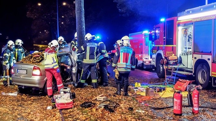 Feuer & Flamme – Mit Feuerwehrmännern im Einsatz