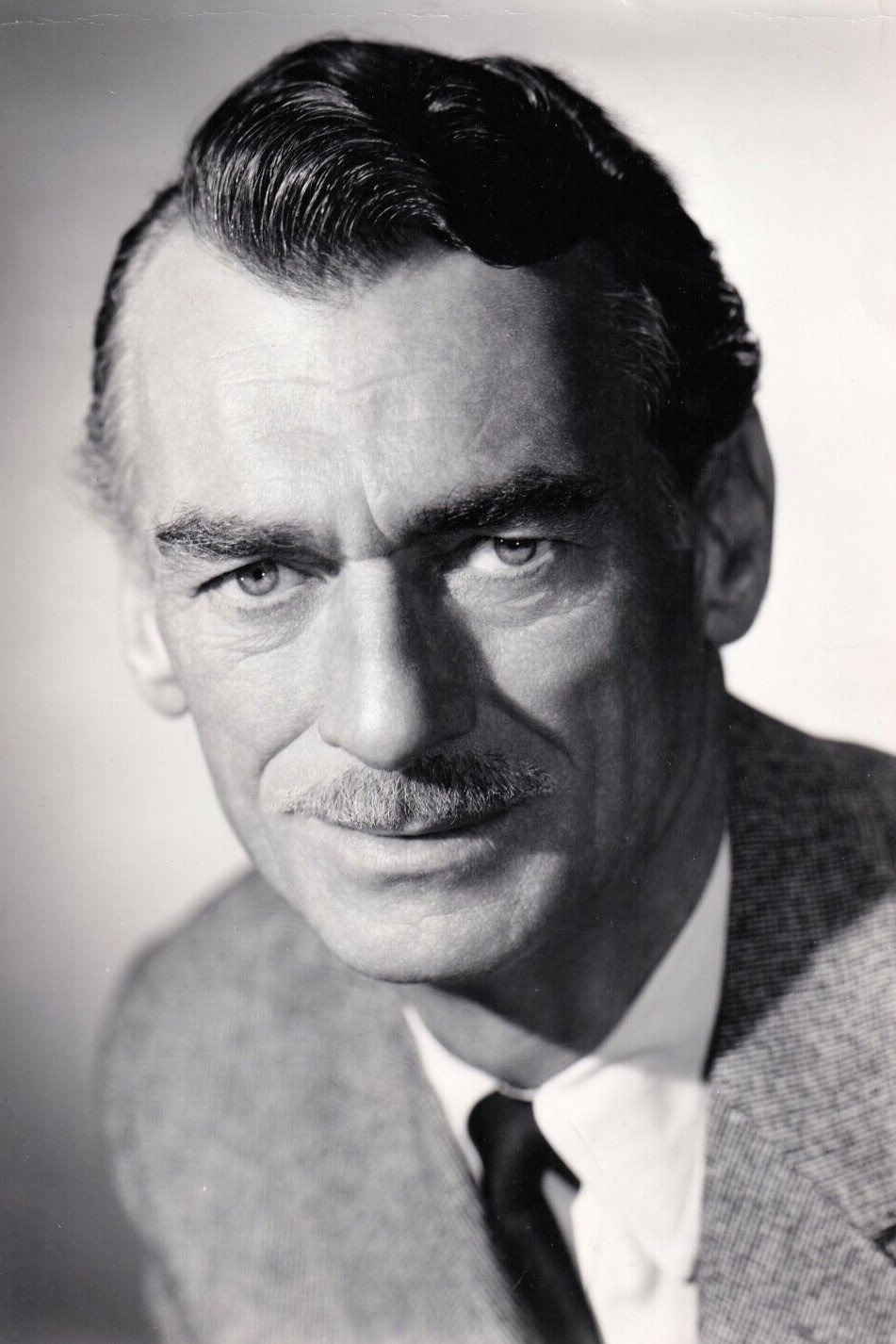 et billede af Robert Adler