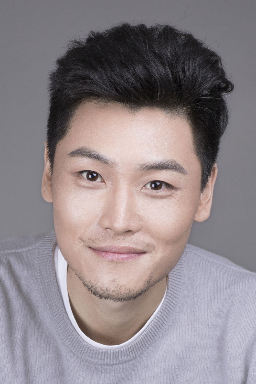 et billede af Yang Mingyi