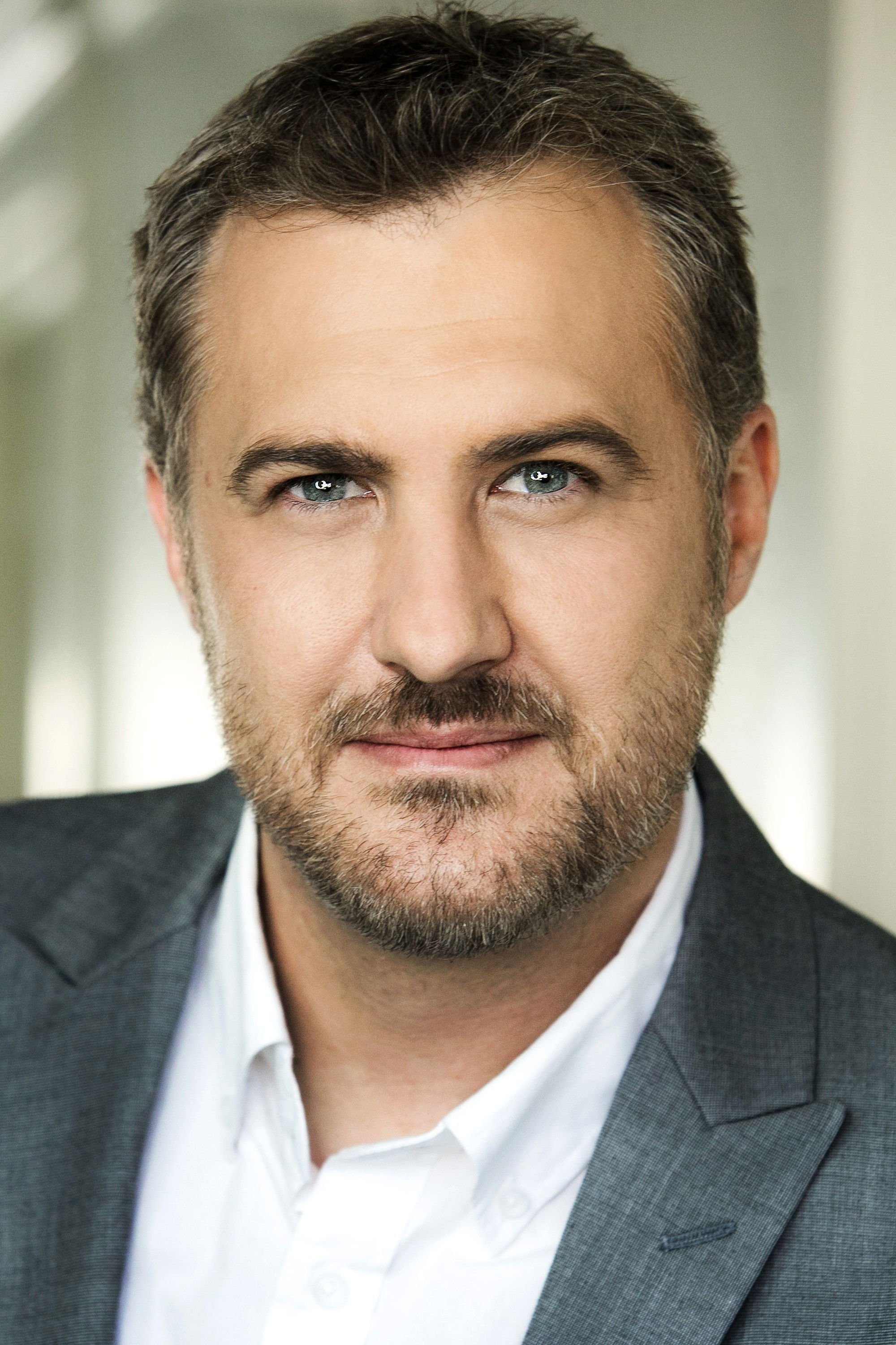 et billede af Brad Hills