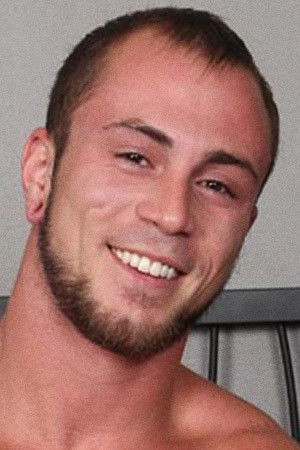 et billede af Jared Summers