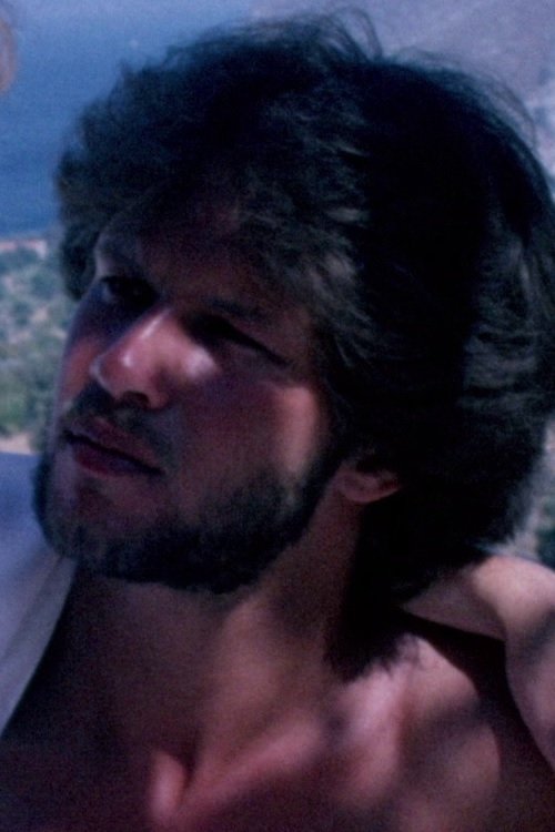 et billede af Russell Hall