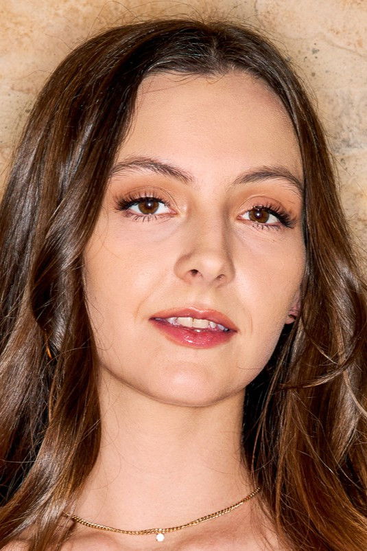 et billede af Serena Hill