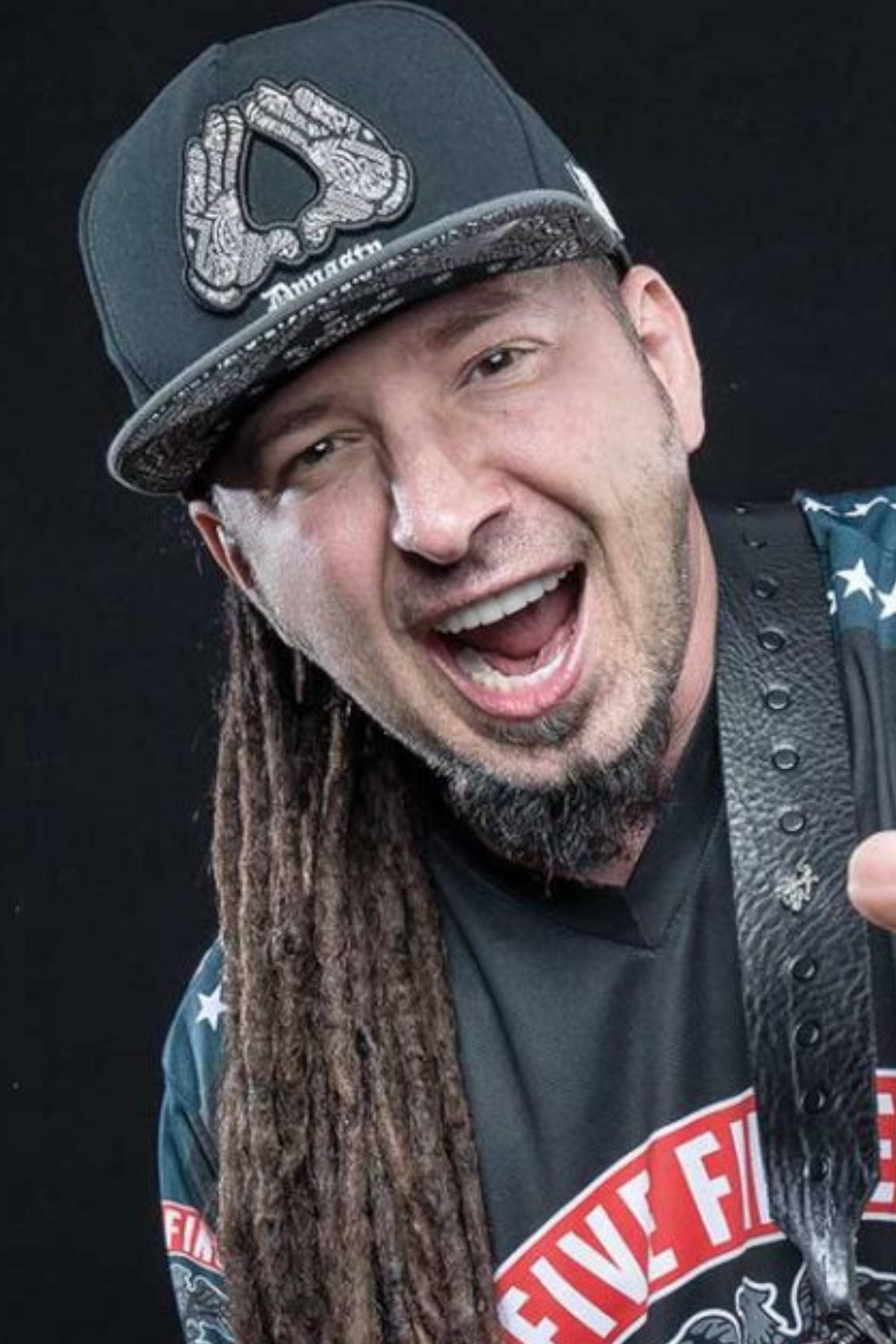Zoltan Bathory as Fang