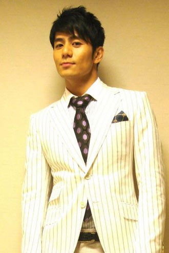 et billede af Guo Yan Jun