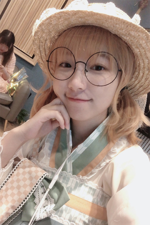 et billede af Shuang Zhao