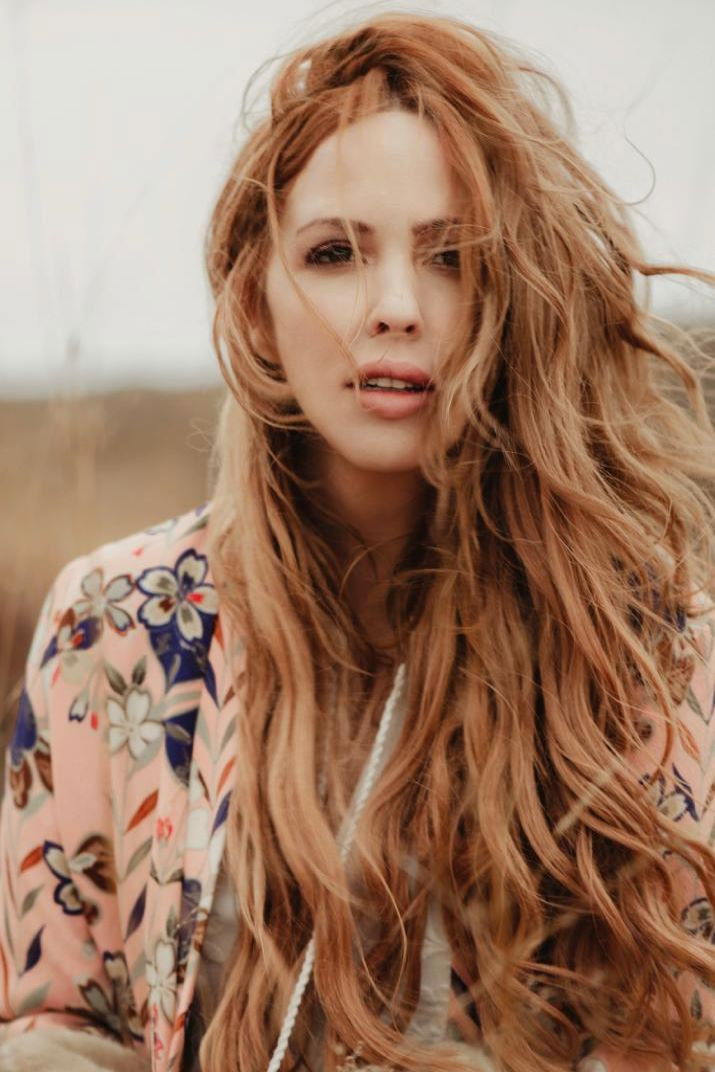 et billede af Lisa Lambe