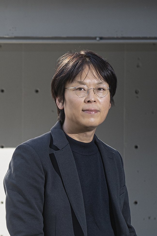 et billede af Min Byung-hun