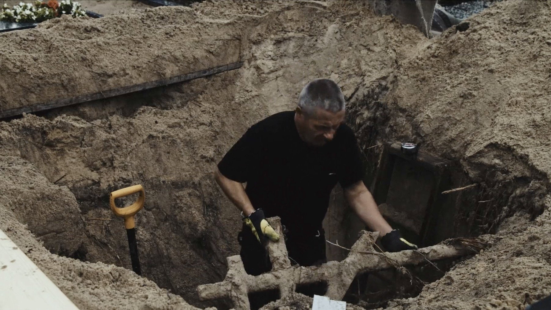Gravediggers
