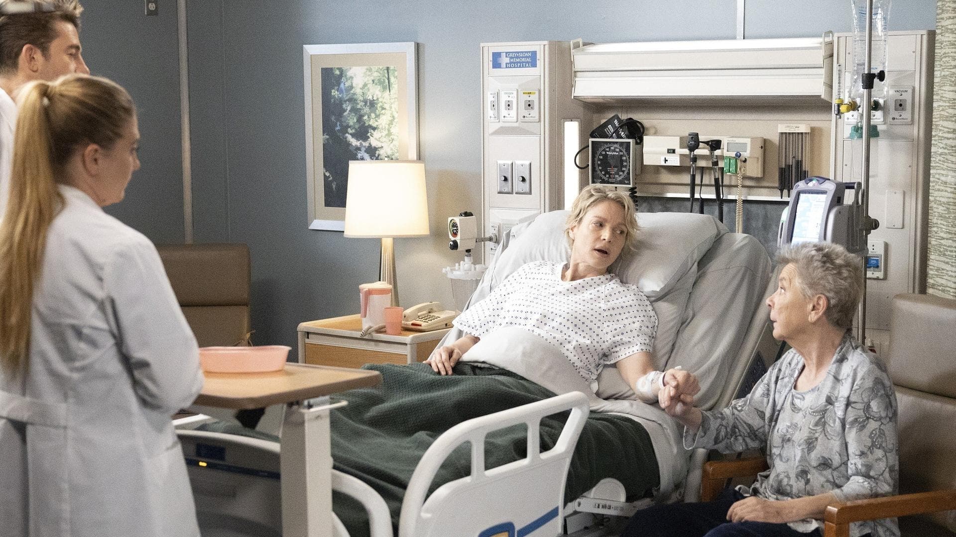 Grey's Anatomy Season 18 :Episode 19  Out for Blood