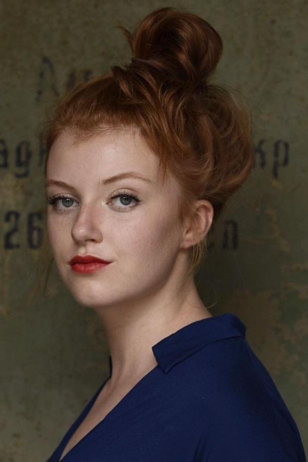 Maeve Metelka's picture in the cast