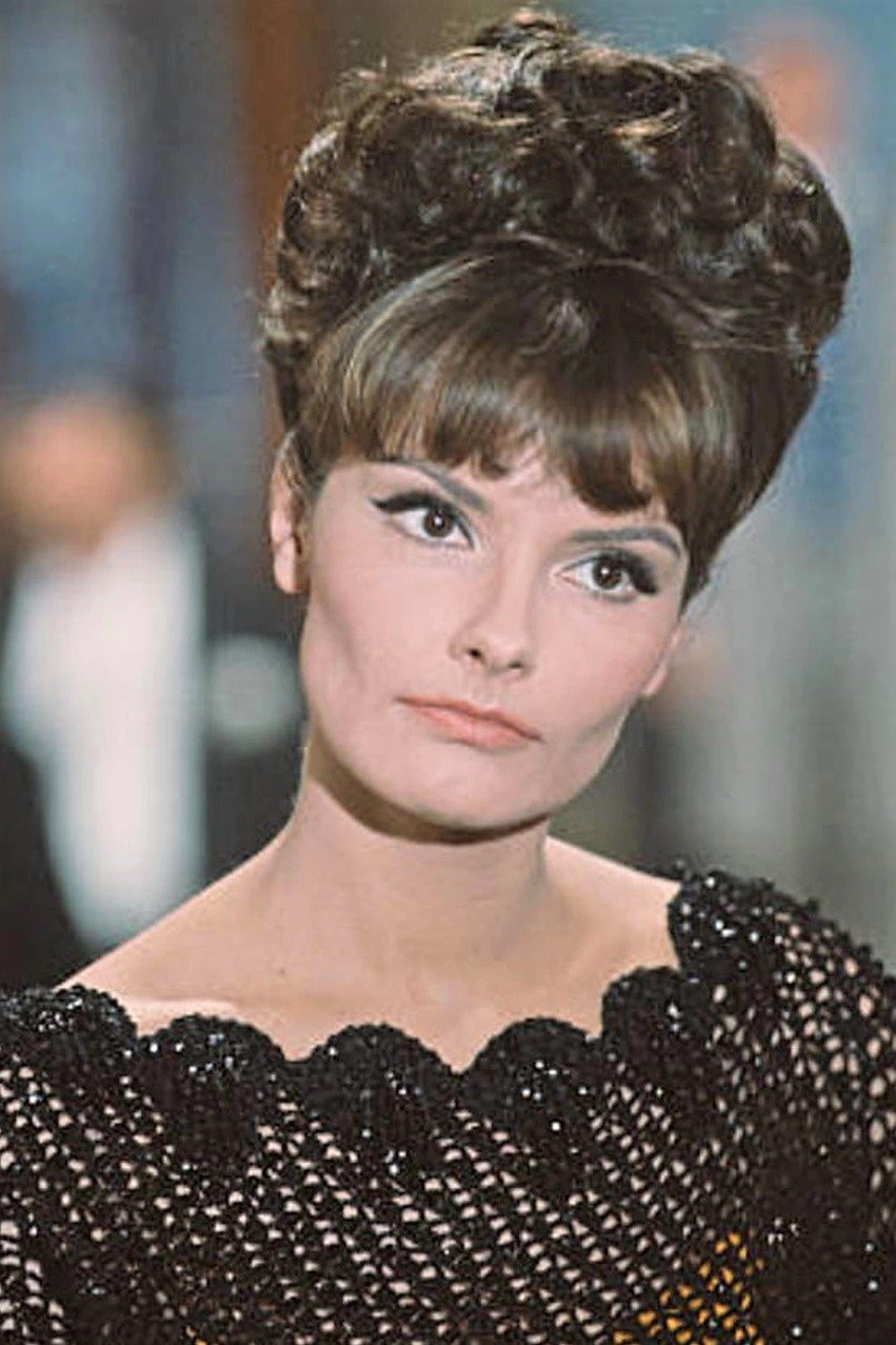 et billede af Suzanne Lloyd