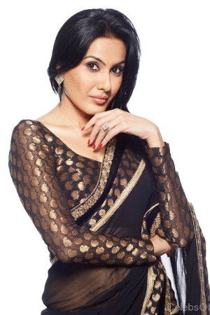 et billede af Kamya Punjabi