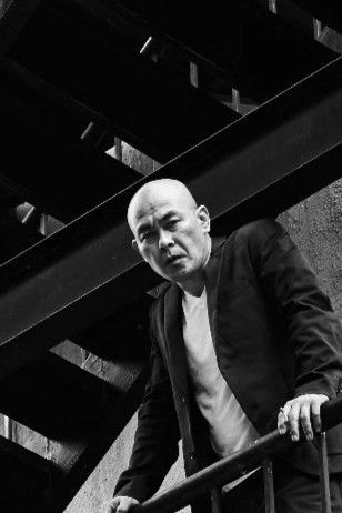 et billede af Mario Magallona