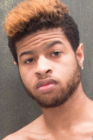 et billede af Leon Holt