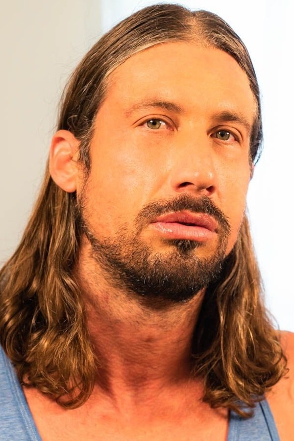 et billede af Darenger McCarthy