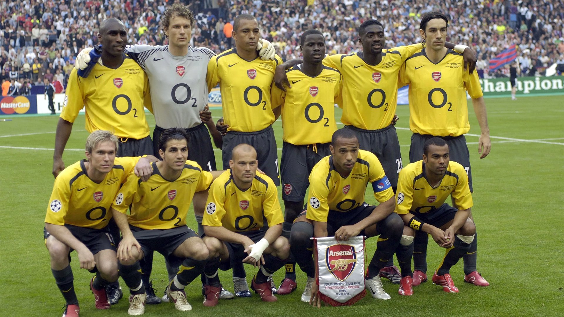 Arsenal: Season Review 2005-2006 backdrop