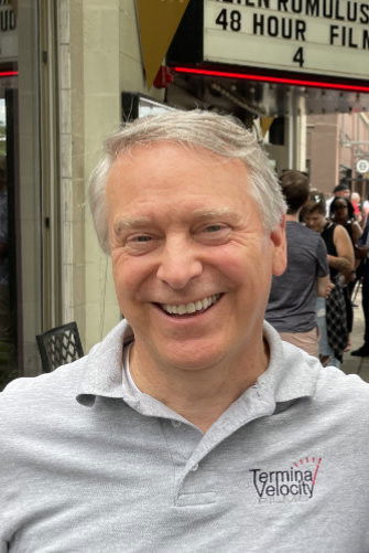 et billede af Terry D. Coates