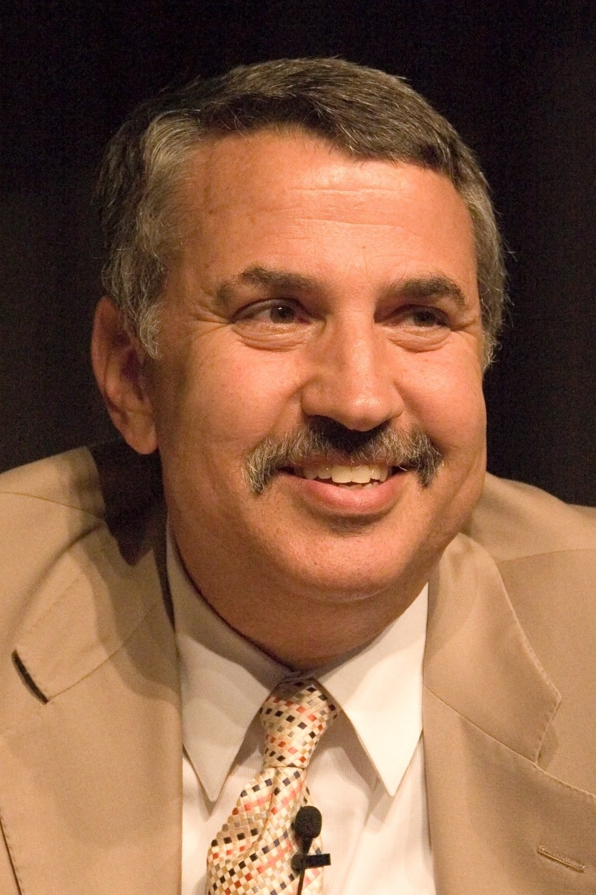 et billede af Thomas L. Friedman