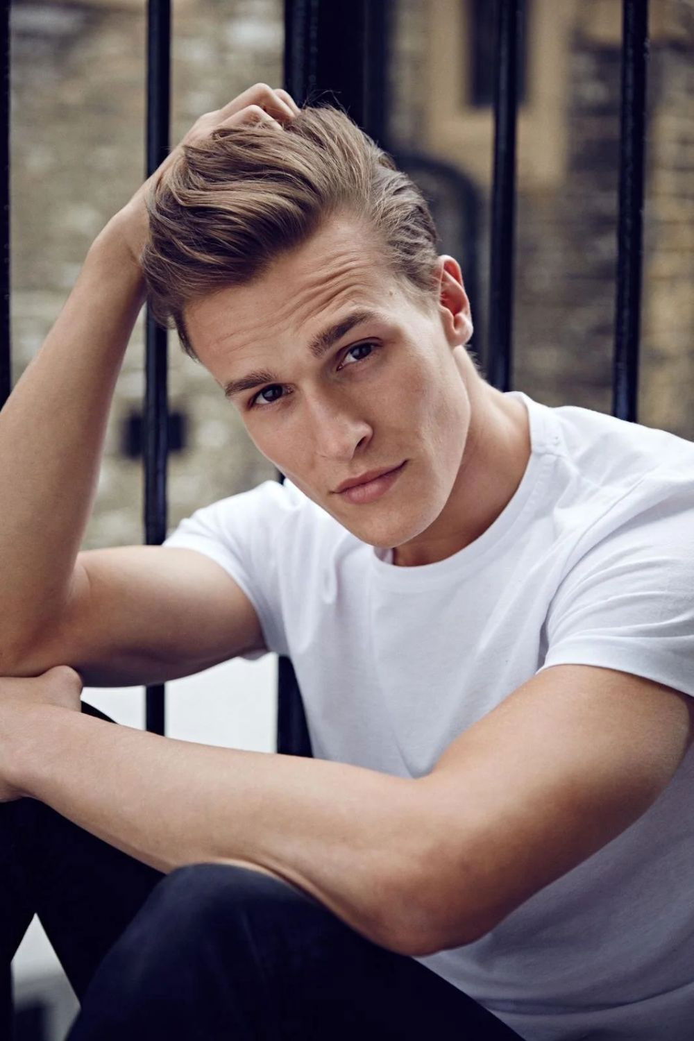 Profile Ellis Harman with character Dancer