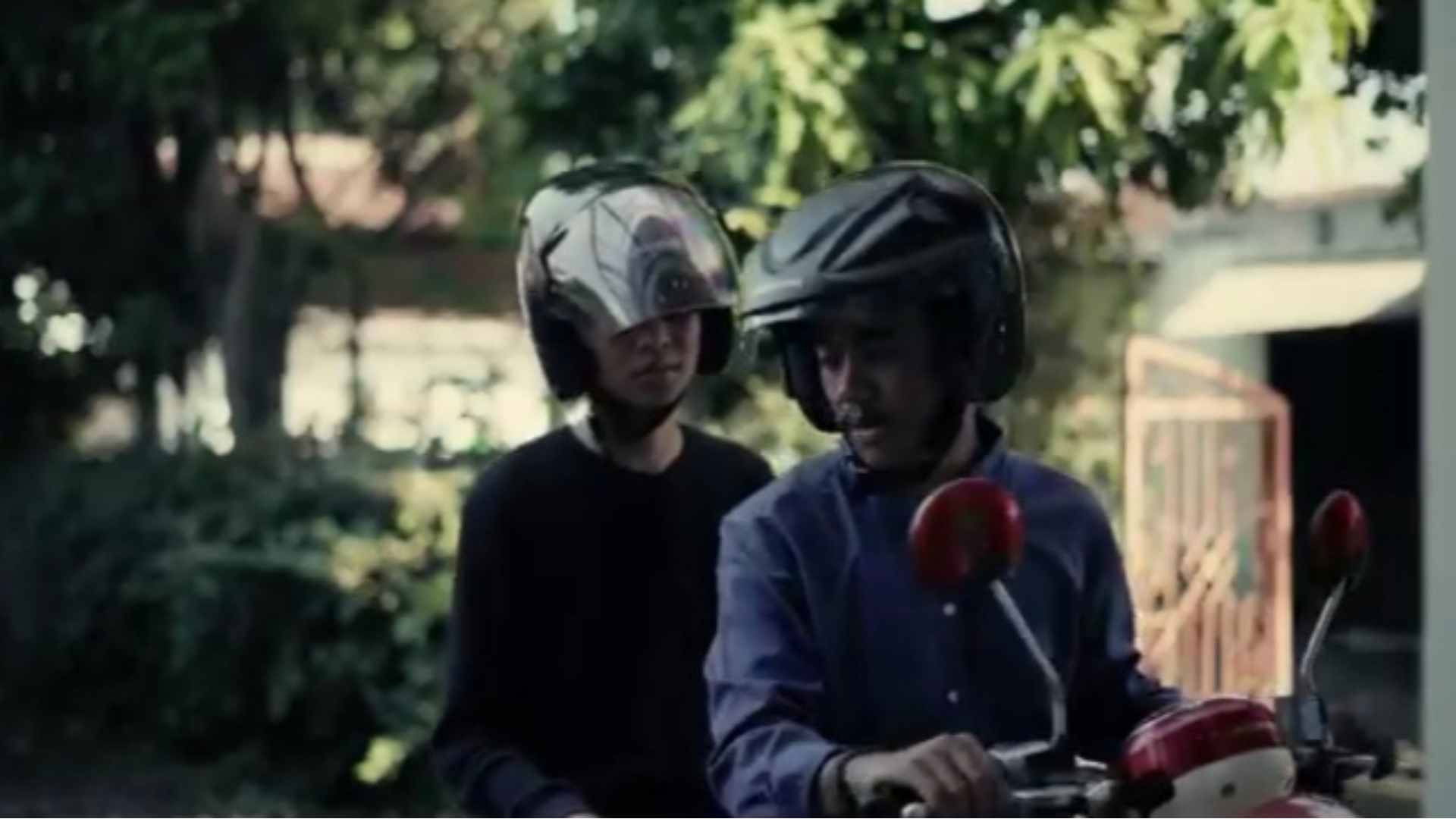 Imagem do Filme Yang Tak Terucap dibalik Asap