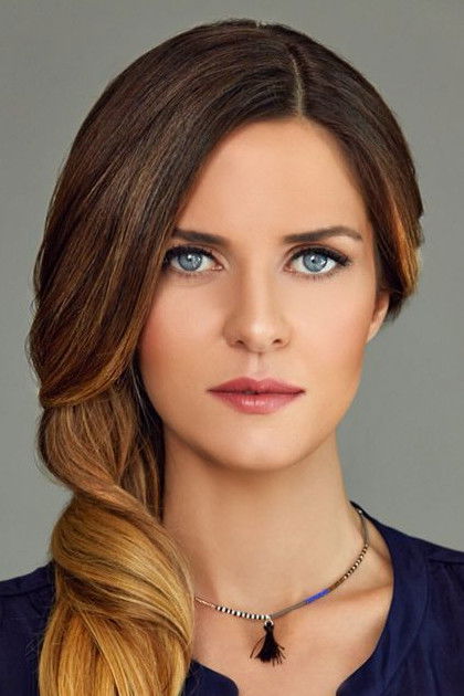 et billede af İpek Özkök