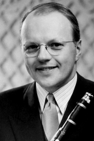 et billede af Charles Redland