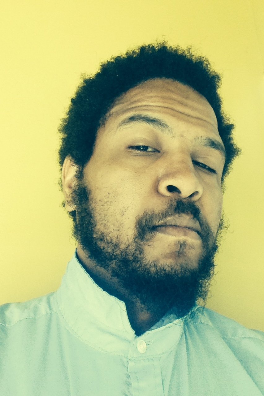 et billede af Ephraim Asili