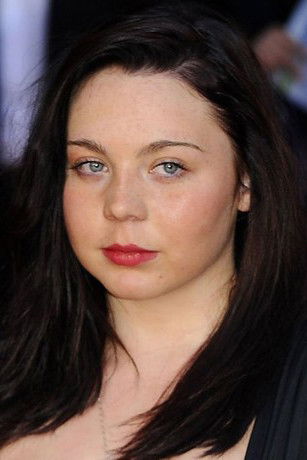 et billede af Natasha Jonas