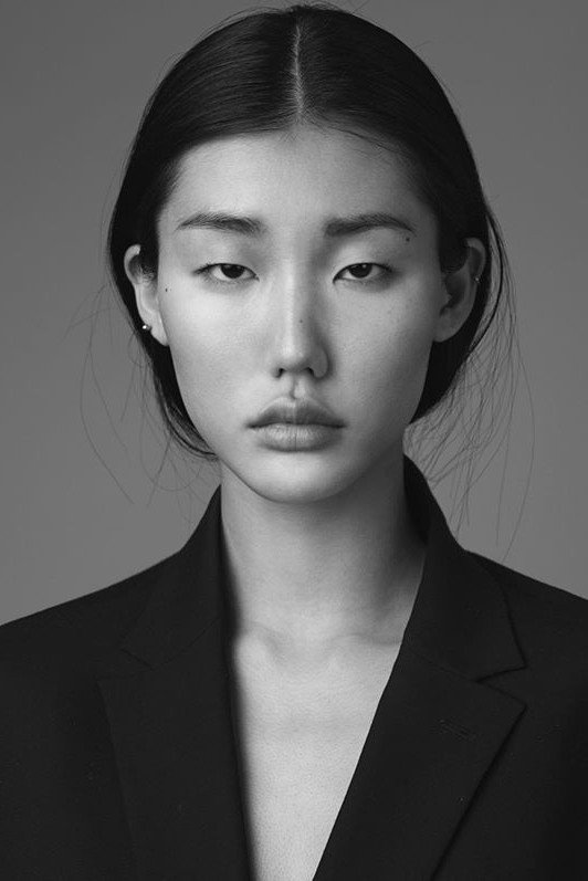 Jeannie Park's picture in the cast