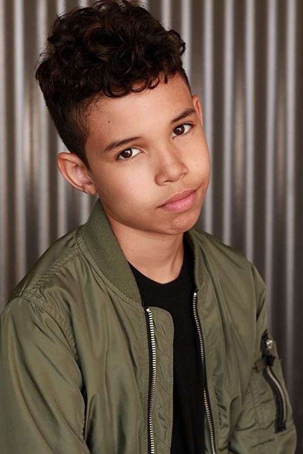 et billede af Justice Alan