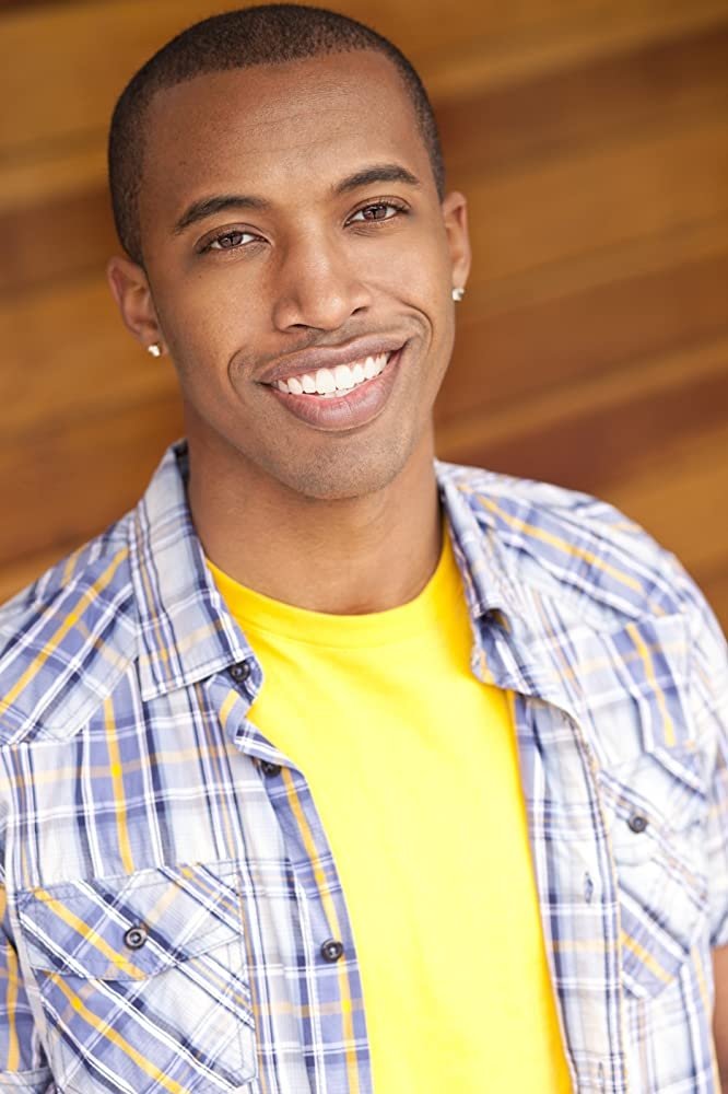 et billede af John F. Thomas