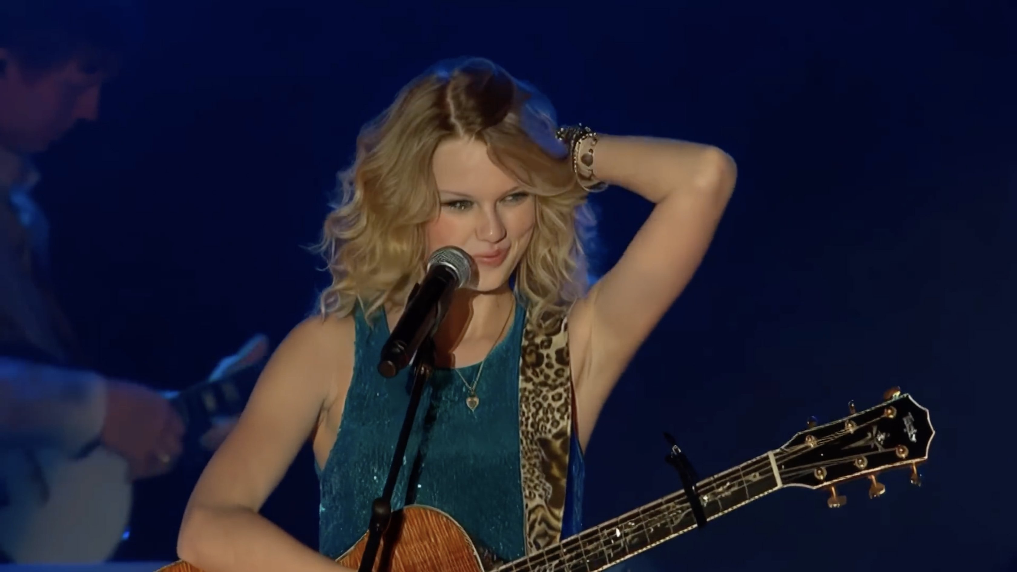 Taylor Swift: Live at CMC Rocks the Snowys (2009)