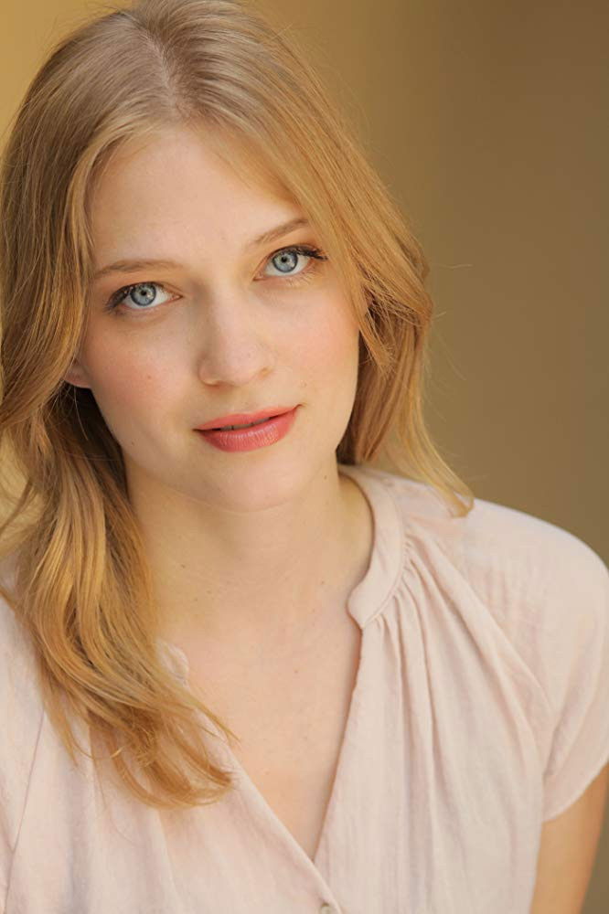 et billede af Britt Harris