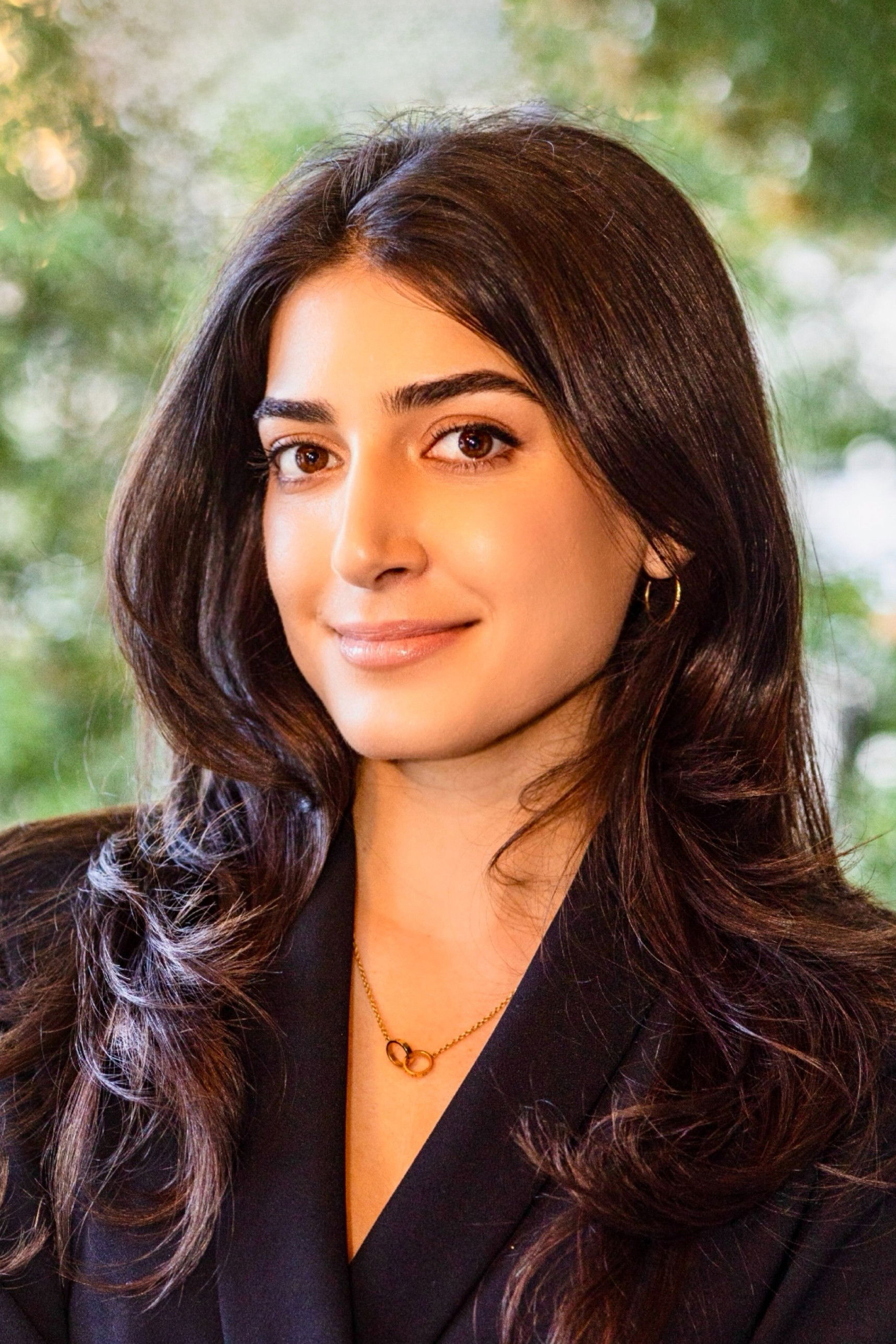 et billede af Tara Doustar