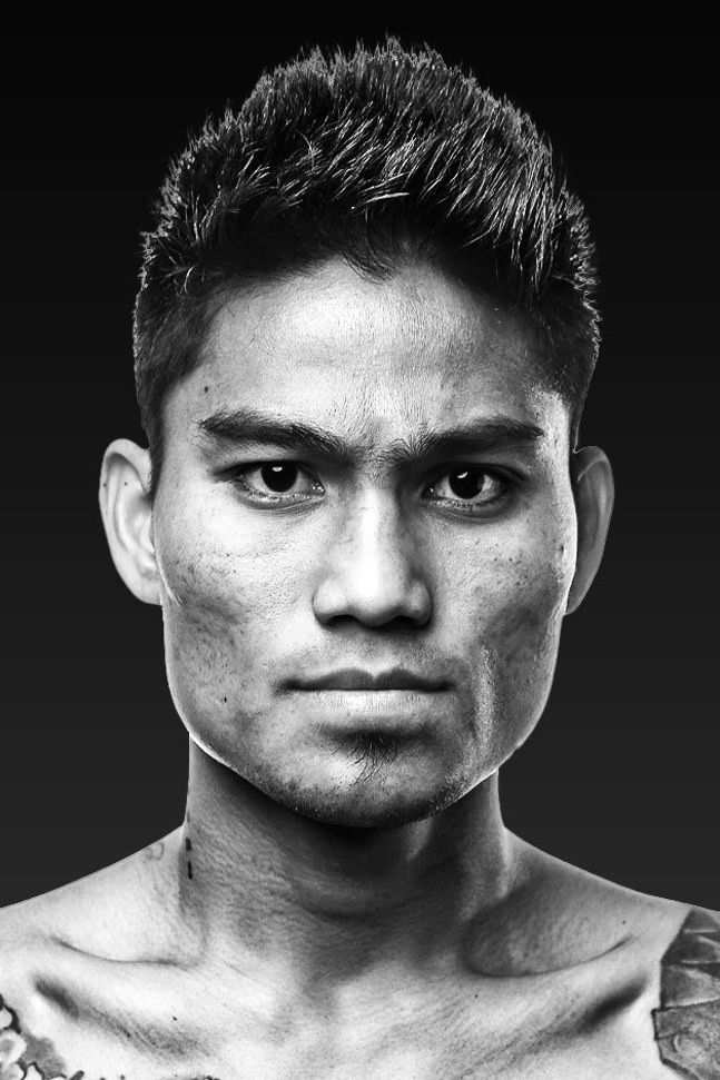 et billede af Mark Magsayo