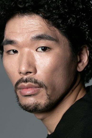 et billede af Kang Min-tae