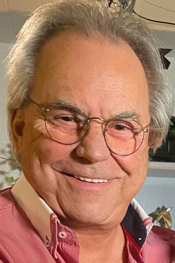 et billede af Dino Baumberger